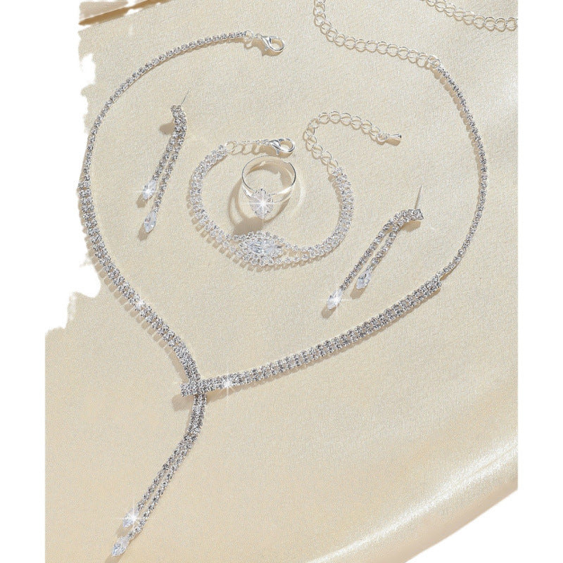 Simple Four-Piece Jewelry Set